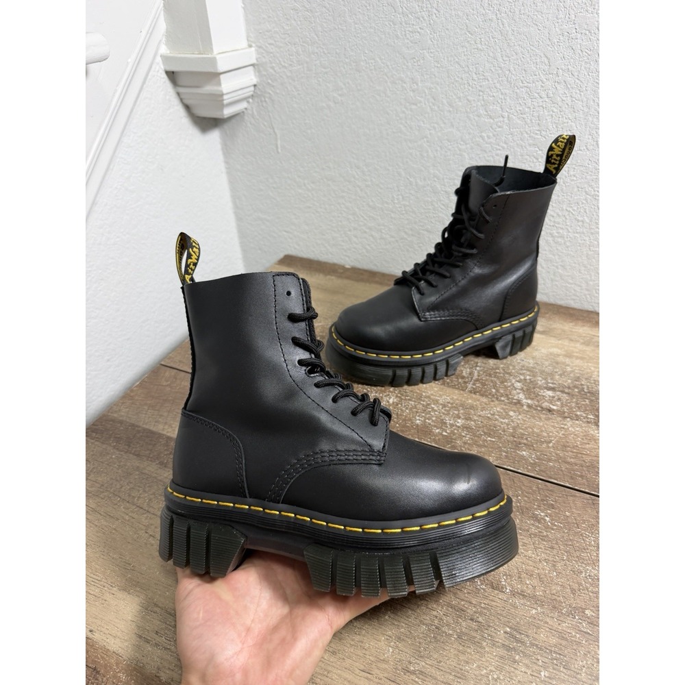 Dr. Martens Audrick Womens Size 6 Lace Up, "8 Eye" Boots Black Platform